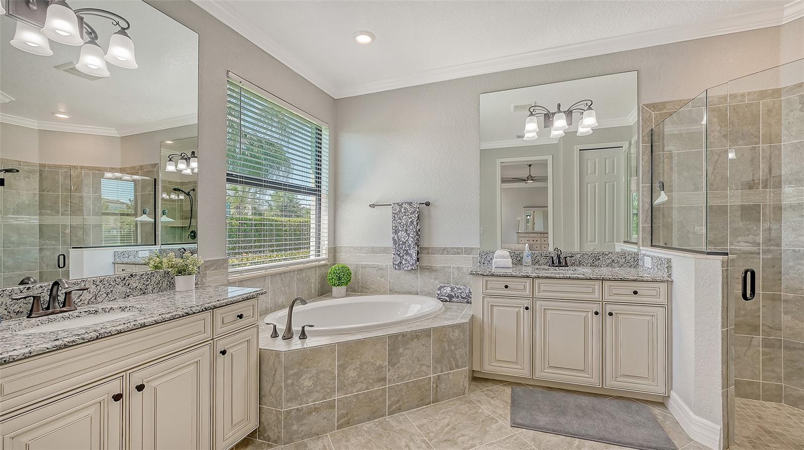 LAKEWOOD NATIONAL GOLF CLUB PH I - Residential Lease