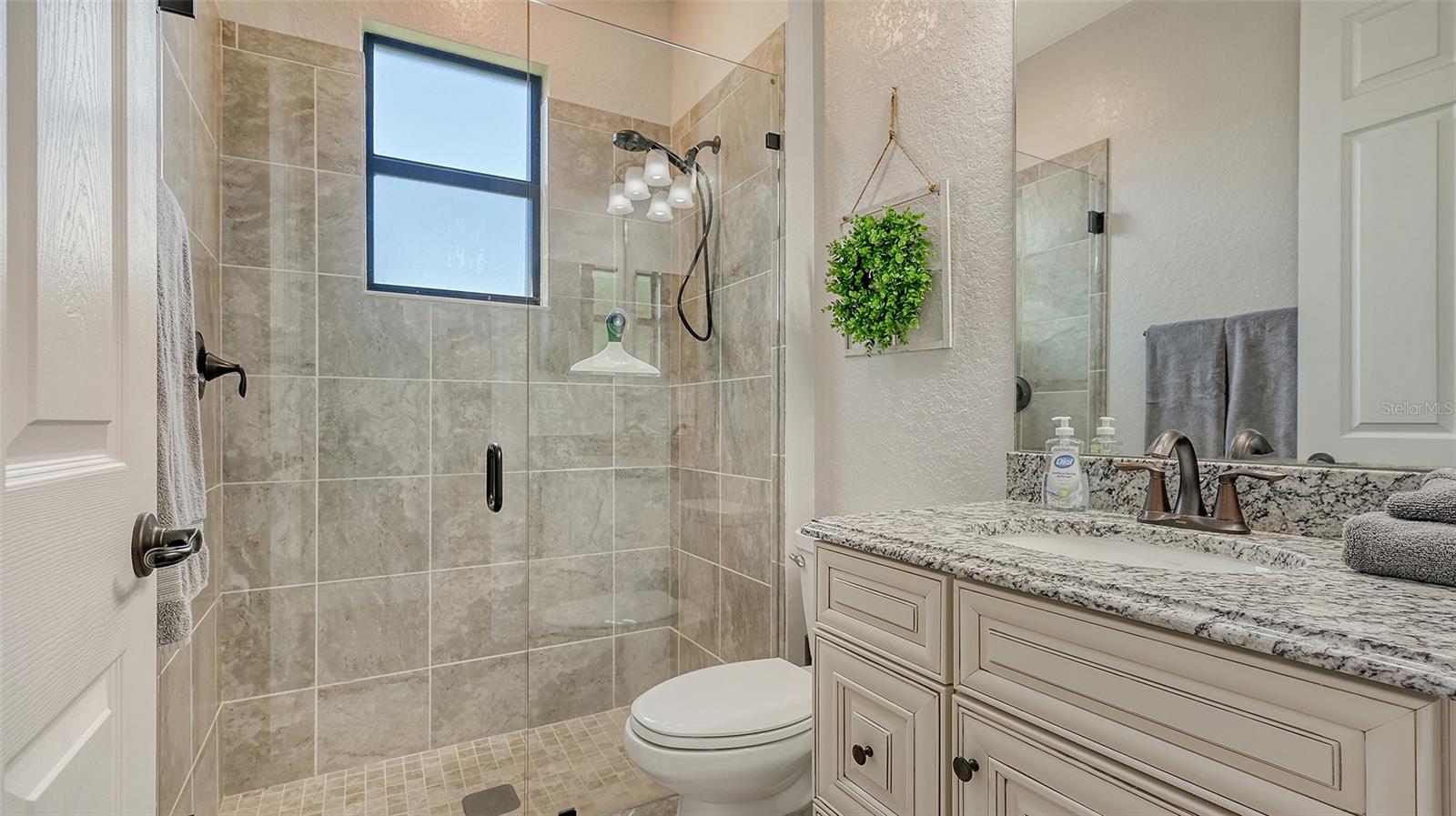 LAKEWOOD NATIONAL GOLF CLUB PH I - Residential Lease