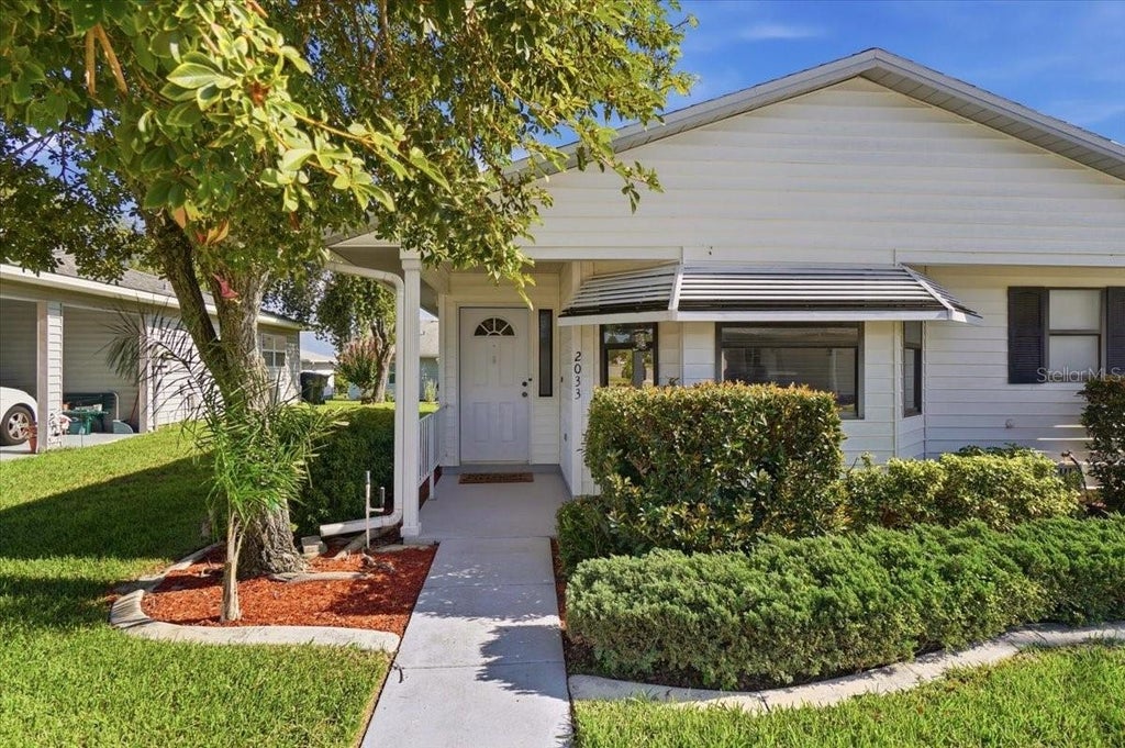 Photo of 2033 Long Boat Drive, Lakeland, FL 33810 (MLS # L4964260)