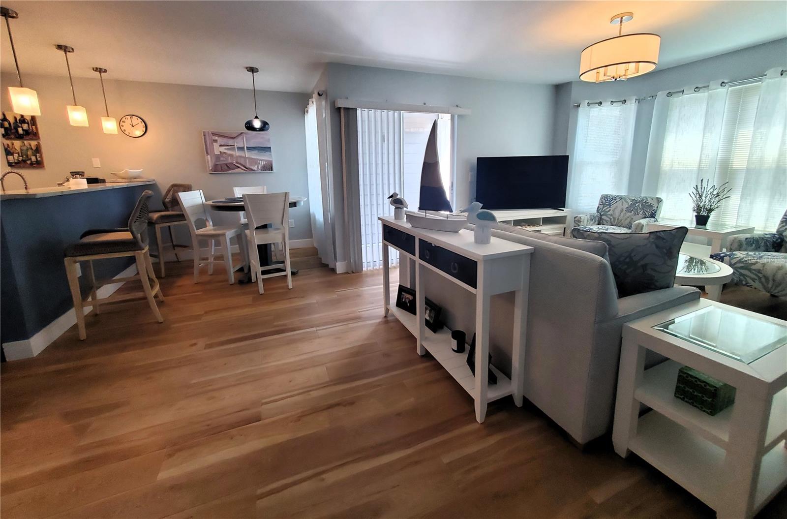 5712 BISCAYNE COURT 203