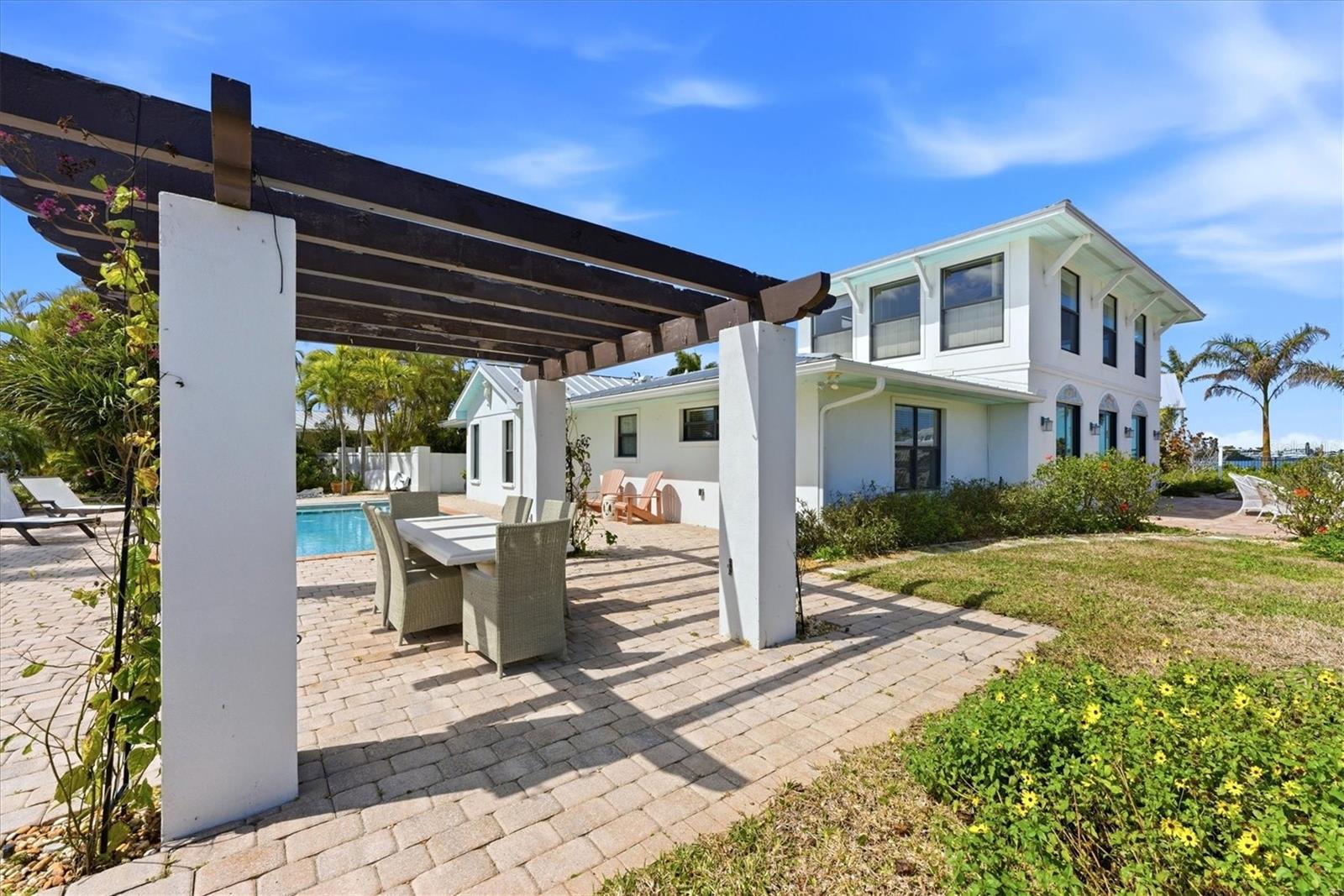 BAY PALMS ADD 8TH UN - Residential