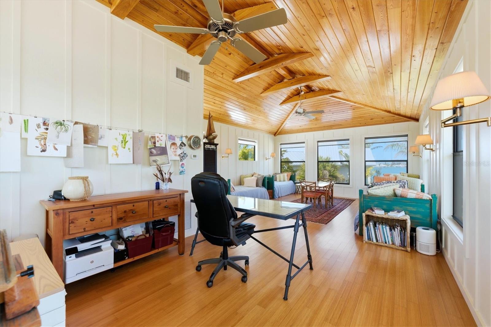 BAY PALMS ADD 8TH UN - Residential