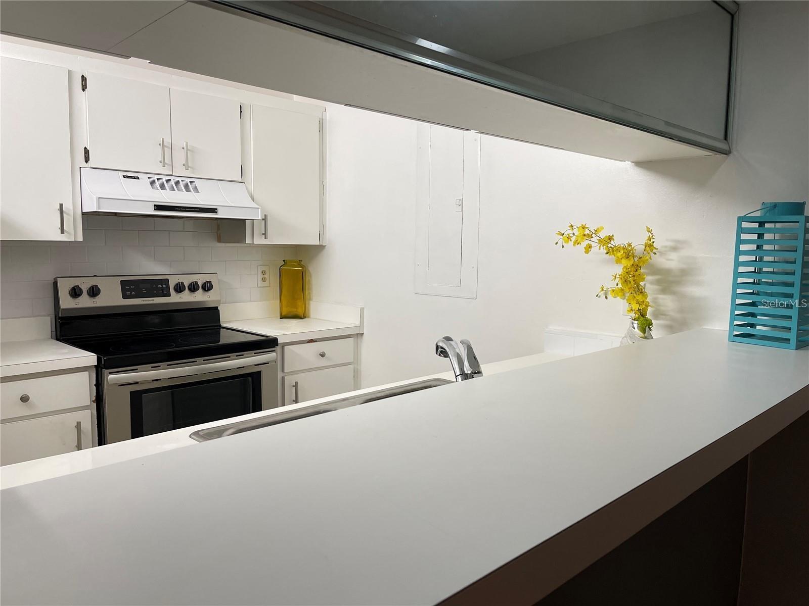 GRENELEFE CONDO PH 01 BURNWAY SOUTH - Residential Lease