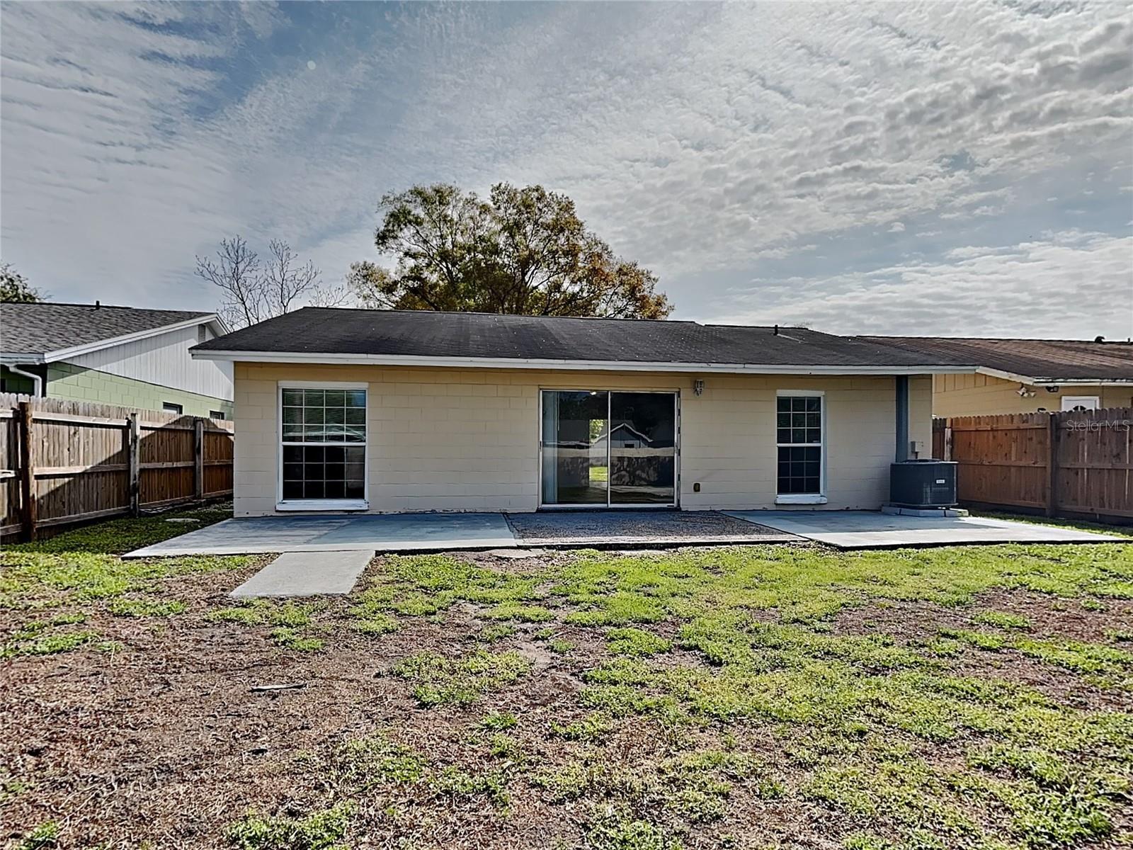 LAKEVIEW VILLAGE SEC J - Residential Lease