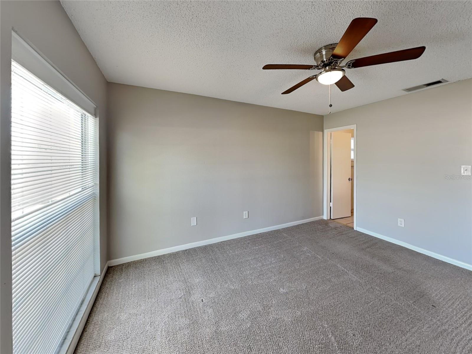 LAKEVIEW VILLAGE SEC J - Residential Lease