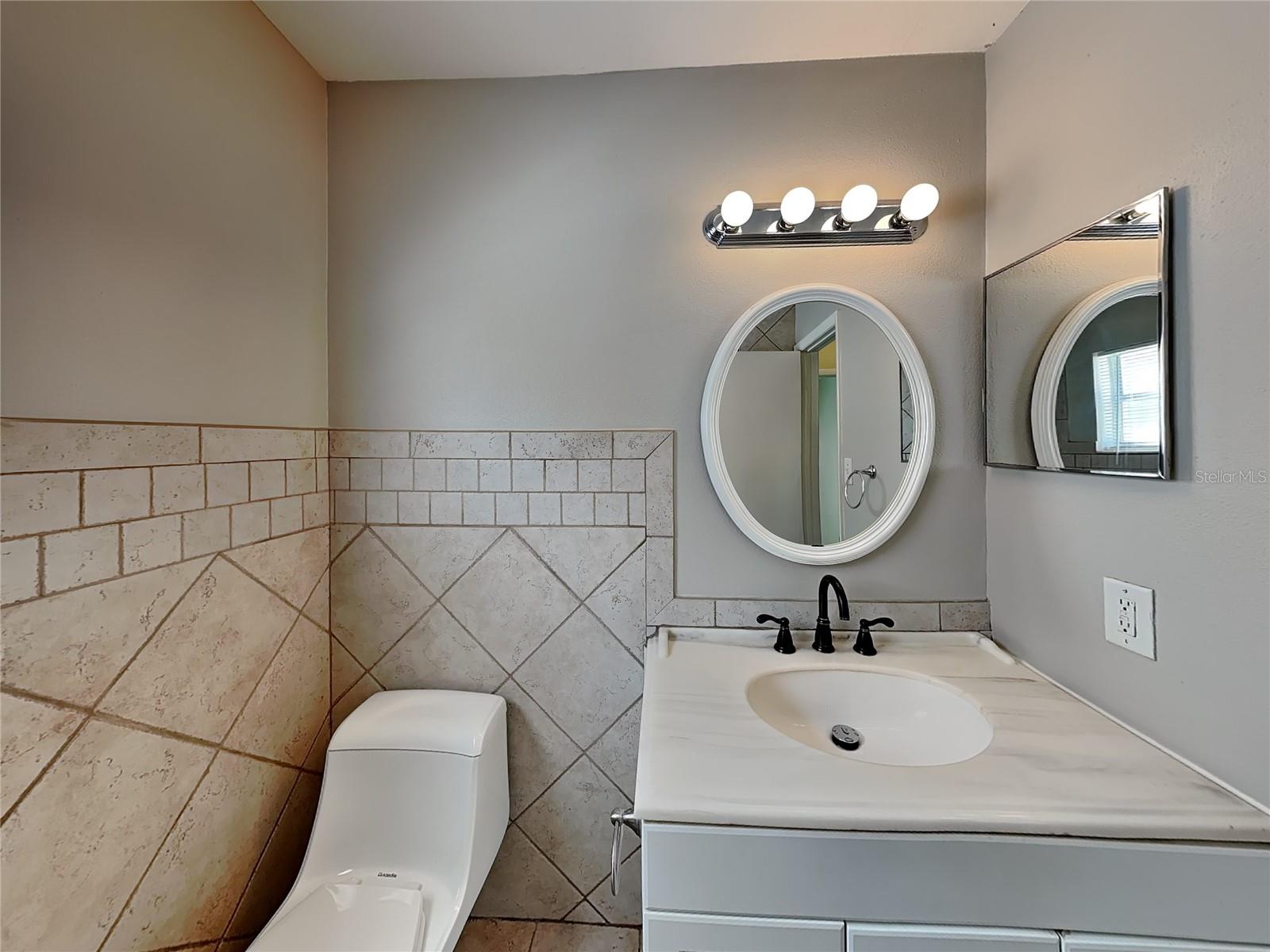 LAKEVIEW VILLAGE SEC J - Residential Lease