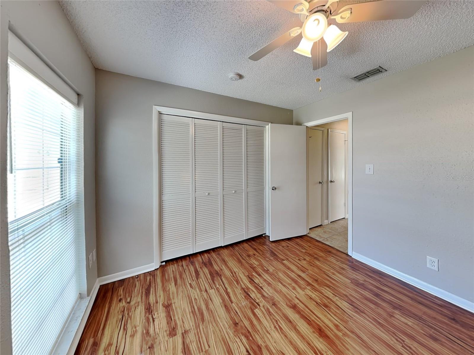 LAKEVIEW VILLAGE SEC J - Residential Lease