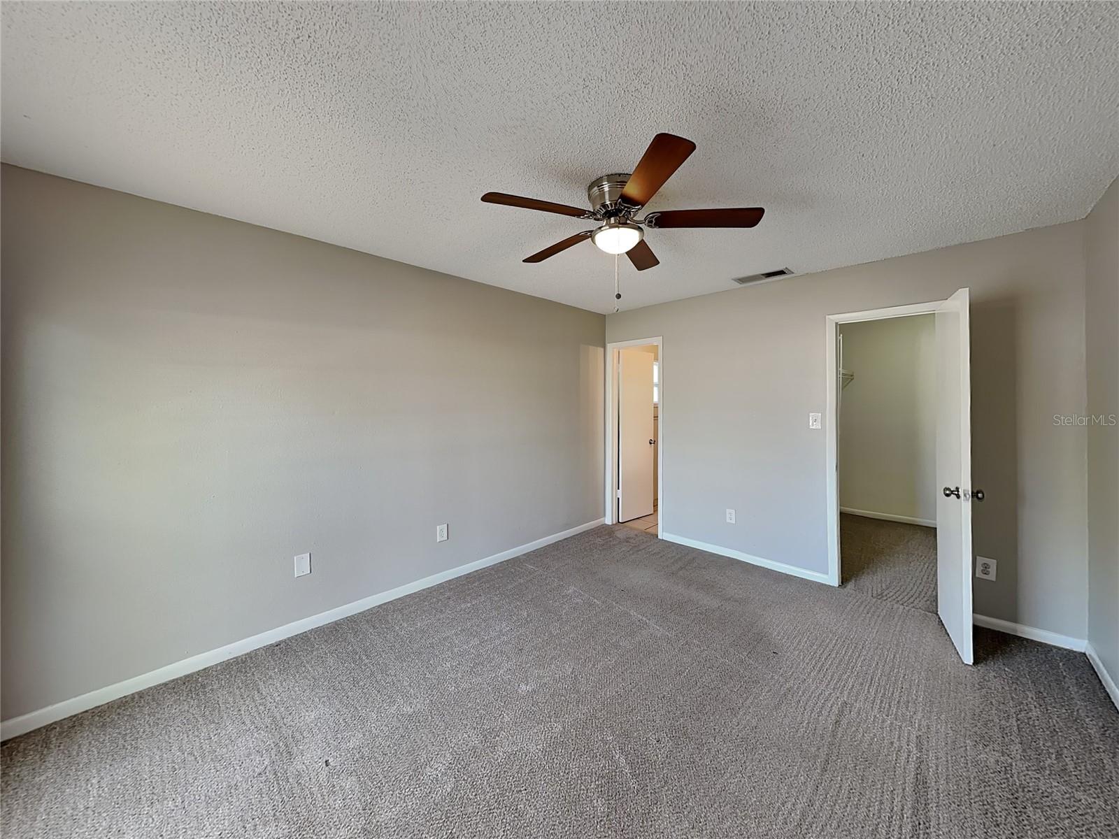 LAKEVIEW VILLAGE SEC J - Residential Lease