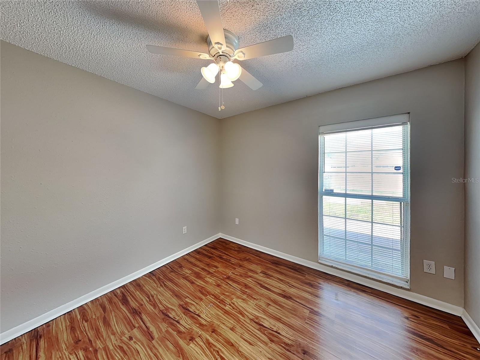 LAKEVIEW VILLAGE SEC J - Residential Lease