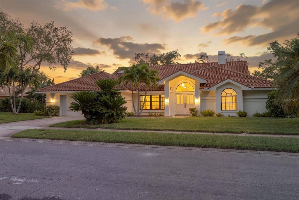 Photo of 1422 Mallard Place, Palm Harbor, FL 34683 (MLS # TB8556309)