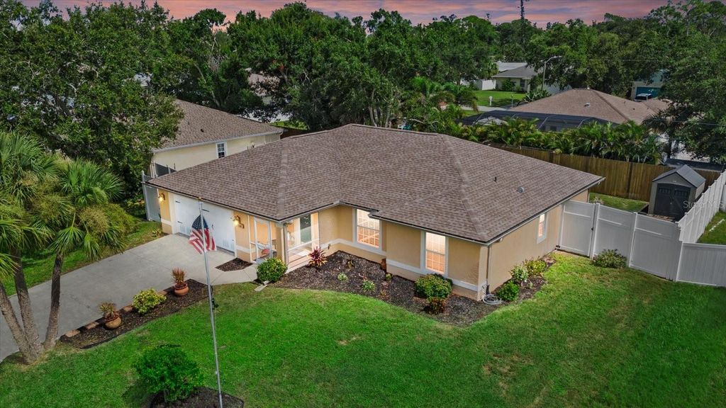 Photo of 164 Temple Road, Venice, FL 34293 (MLS # A4659143)