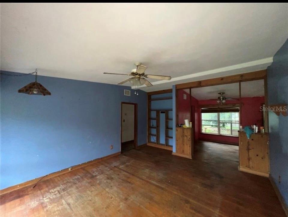 728 SPRINGVIEW DRIVE