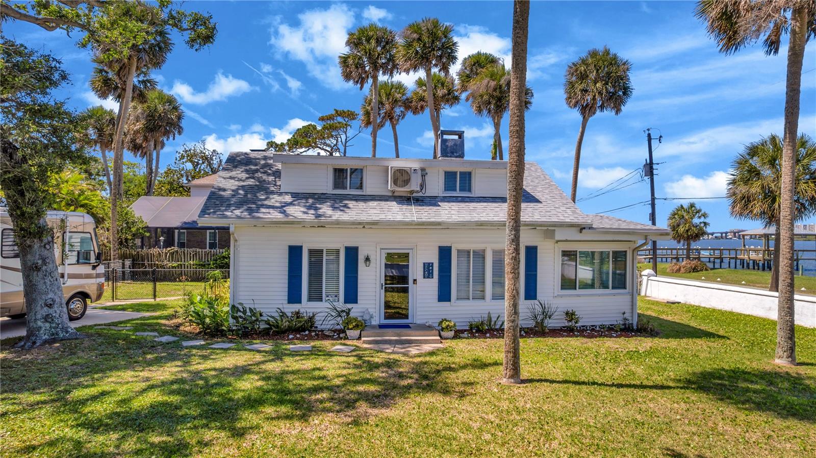 FLEMINGS PORT ORANGE - Residential