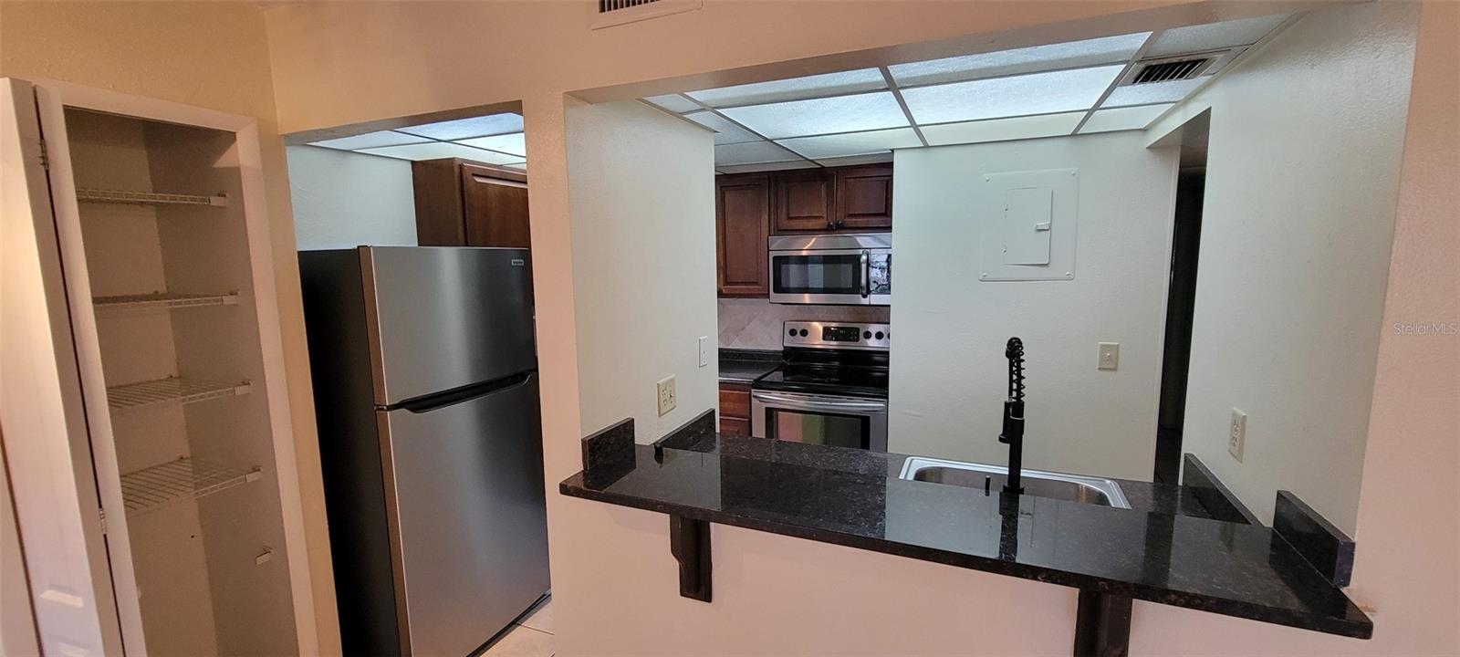 EDGEWATER CONDO APTS - Residential