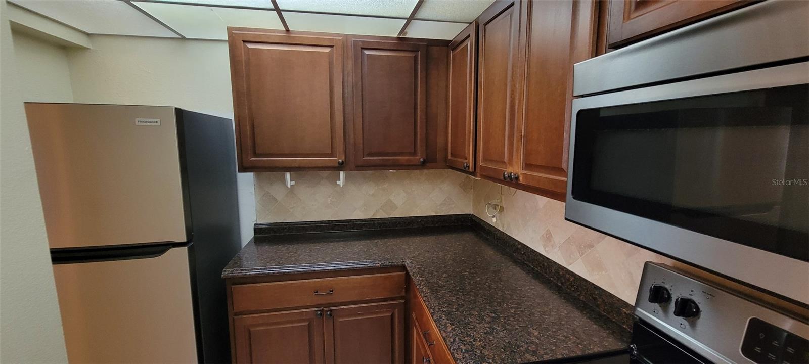 EDGEWATER CONDO APTS - Residential