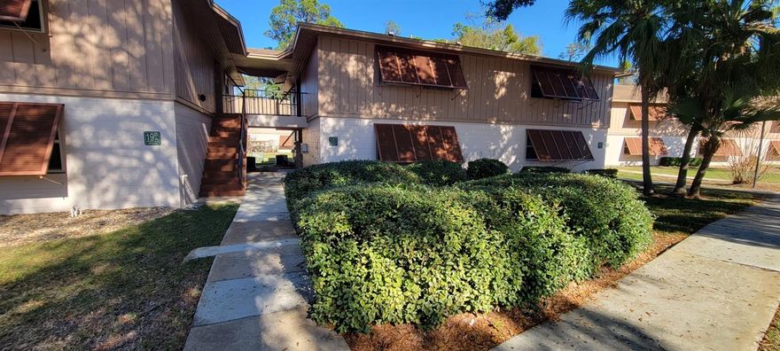 CERAMIC TILE THRU-OUT ENTIRE UNIT, CEILING FANS, NEWER KITCHEN CABINETS & COUNTERTOPS, ALL NEW APPLIANCES, NEW WINDOWS, NEWER AC SYSTEM. 1 OR BATHROOM HANDICAP MODIFIED. KITCHEN HAS A LITTLE ADDED PANTRY FOR MORE FOOD STORAGE. OWNER MOTIVATED TO SELL!