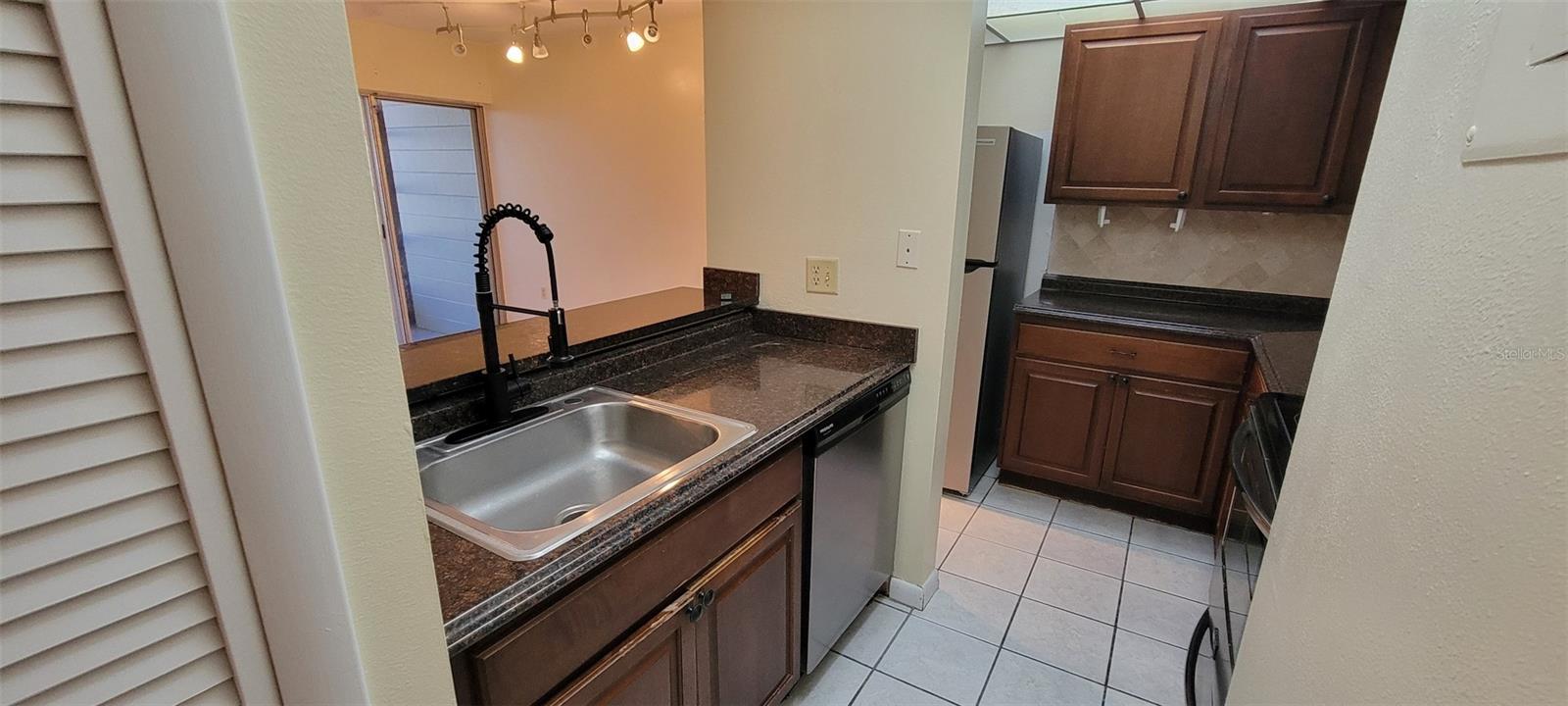 EDGEWATER CONDO APTS - Residential