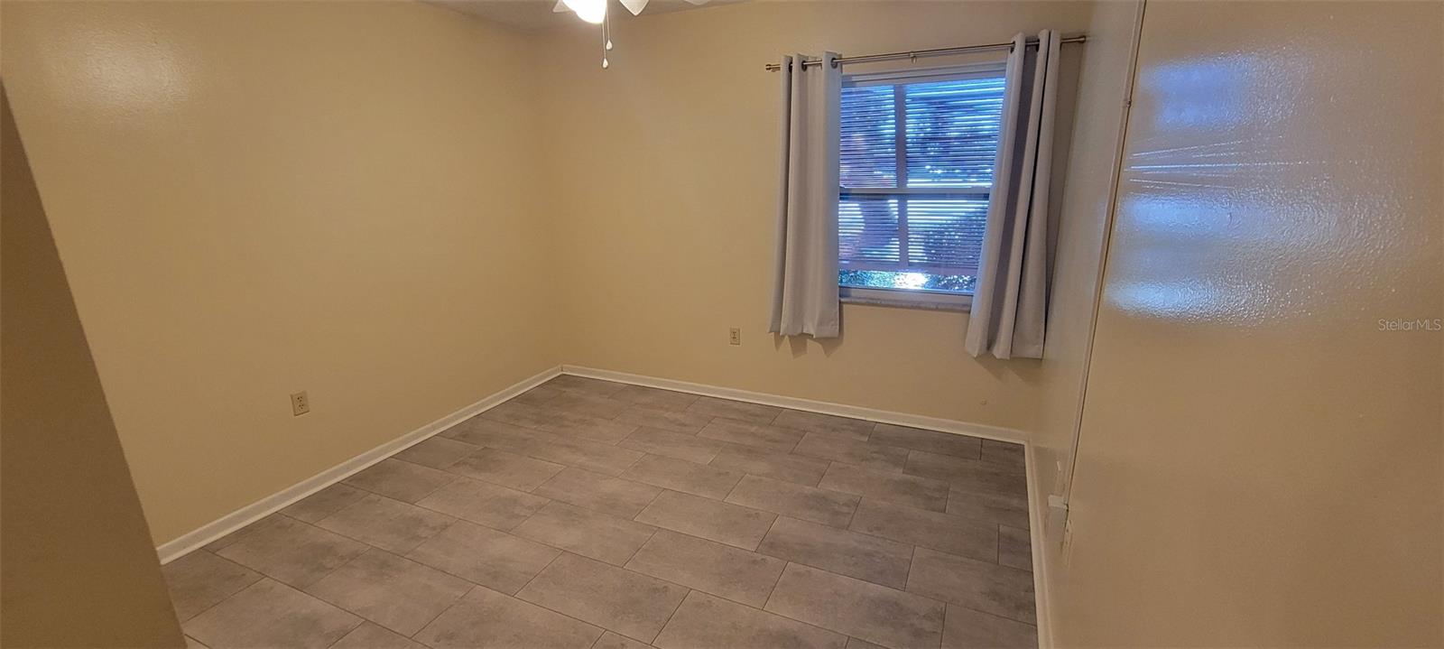 EDGEWATER CONDO APTS - Residential