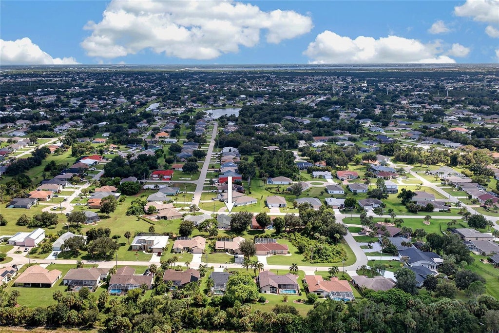 Photo of 86 Santarem Circle, Punta Gorda, FL 33983 (MLS # C7529530)
