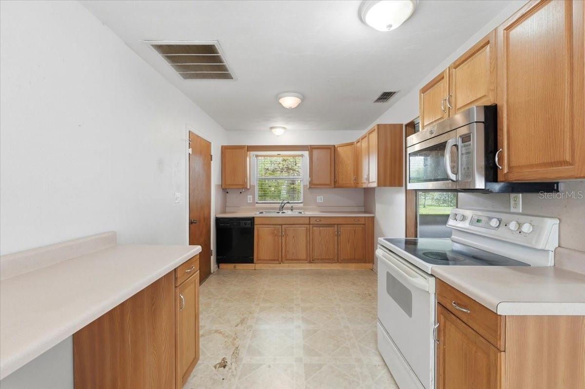 UNPLATTED - Residential