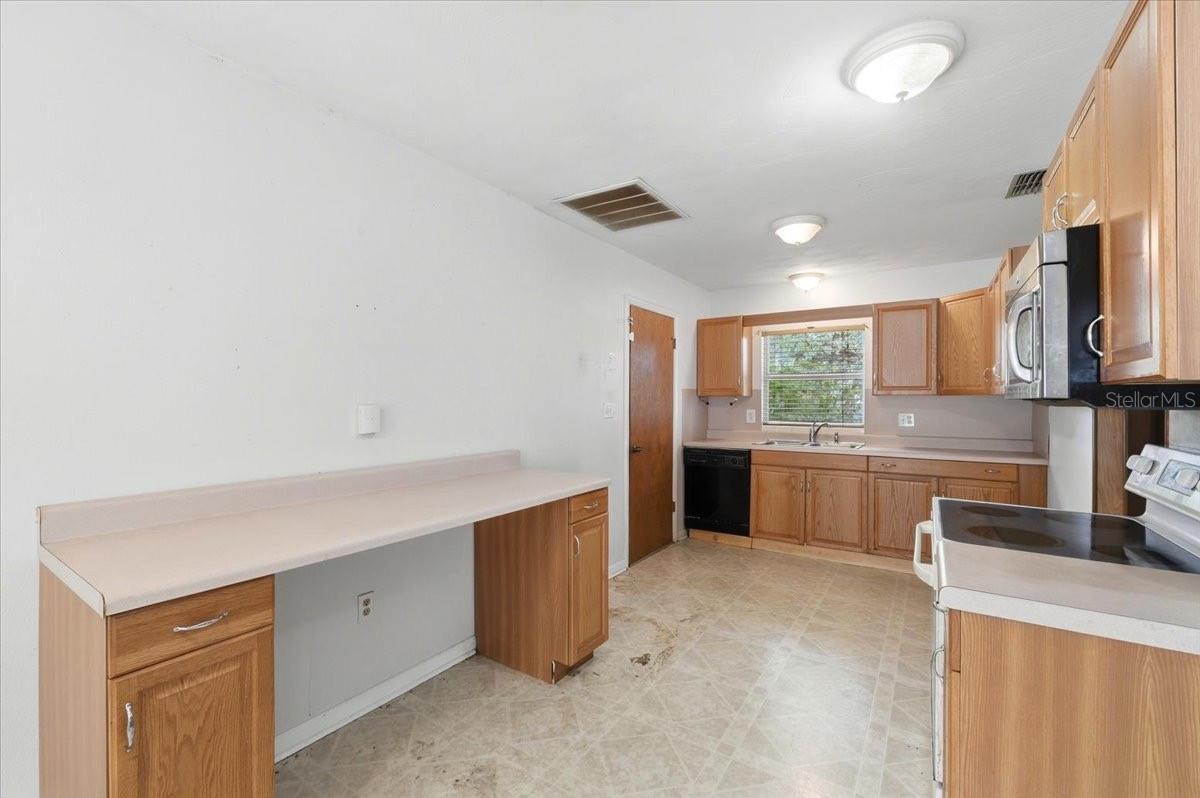 UNPLATTED - Residential