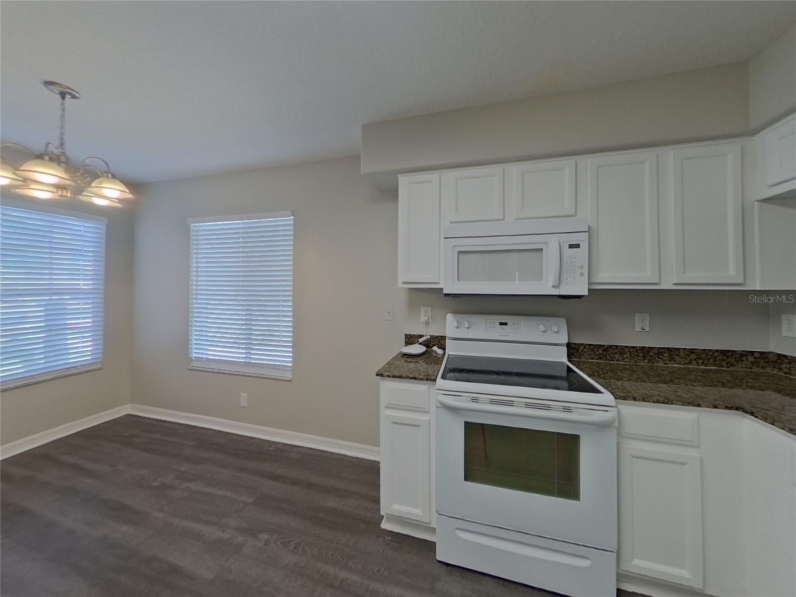 BRIDGEWATER PH 01 & 02 - Residential Lease