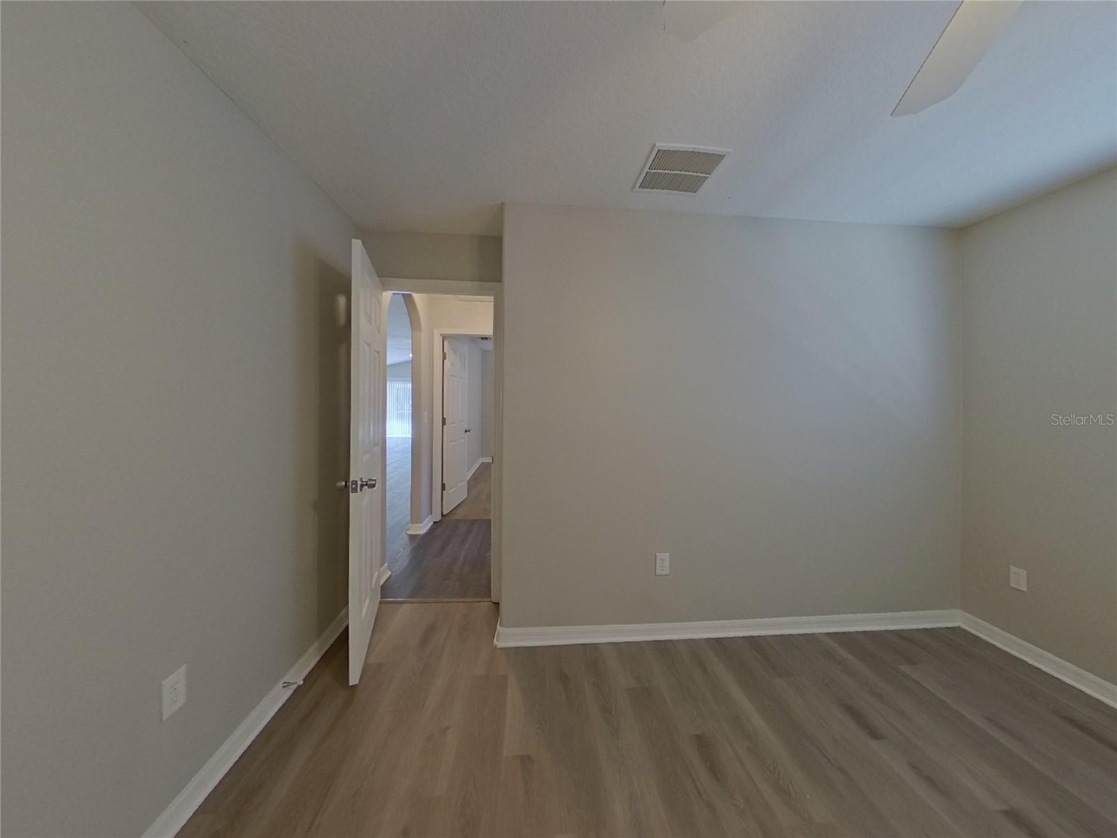 BRIDGEWATER PH 01 & 02 - Residential Lease