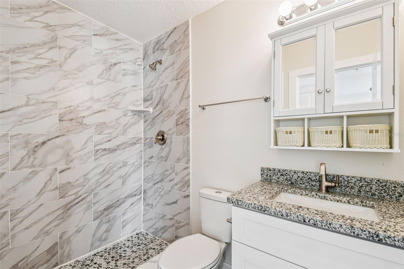 GRAY GABLES - Residential Lease