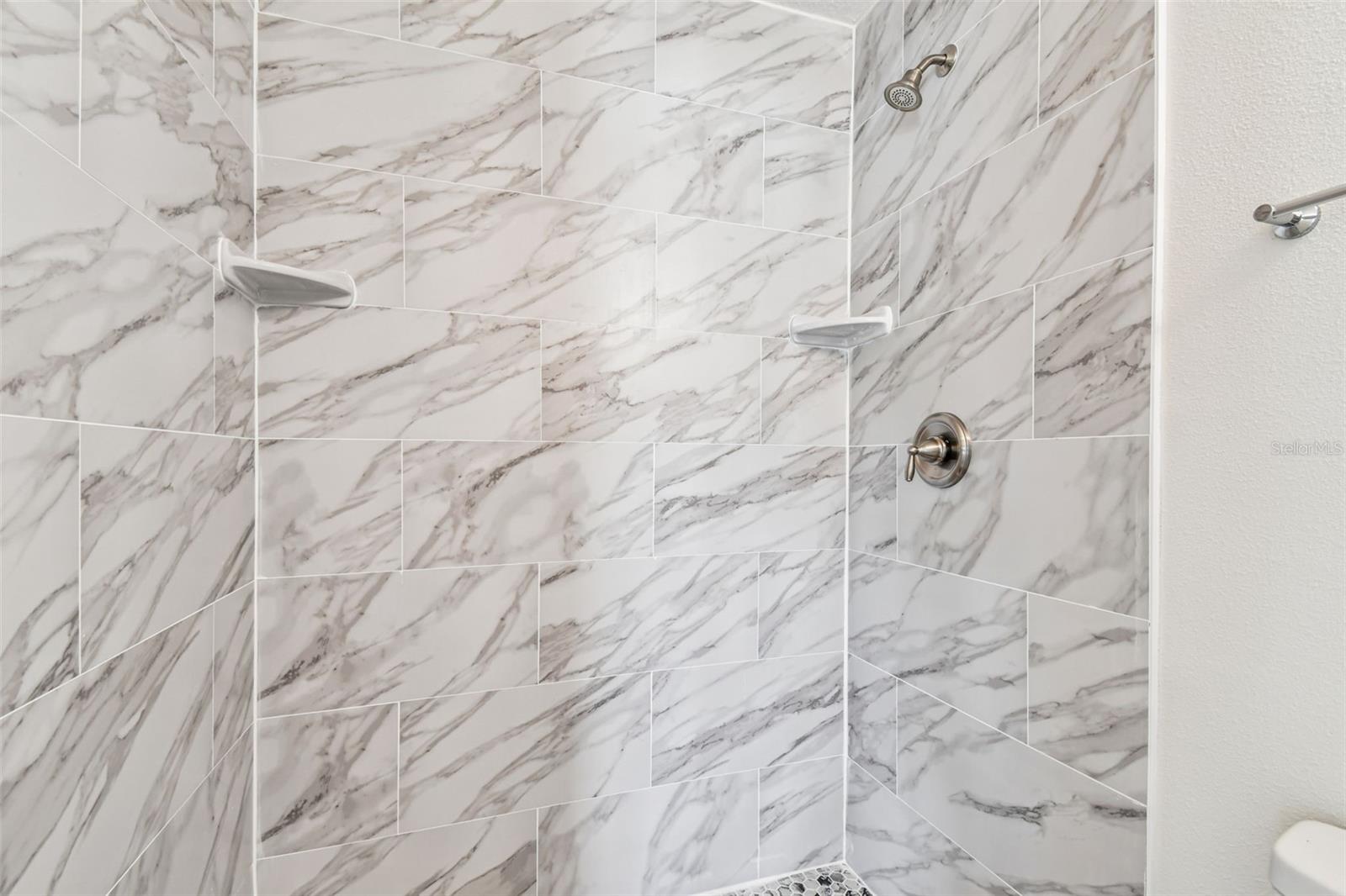 GRAY GABLES - Residential Lease