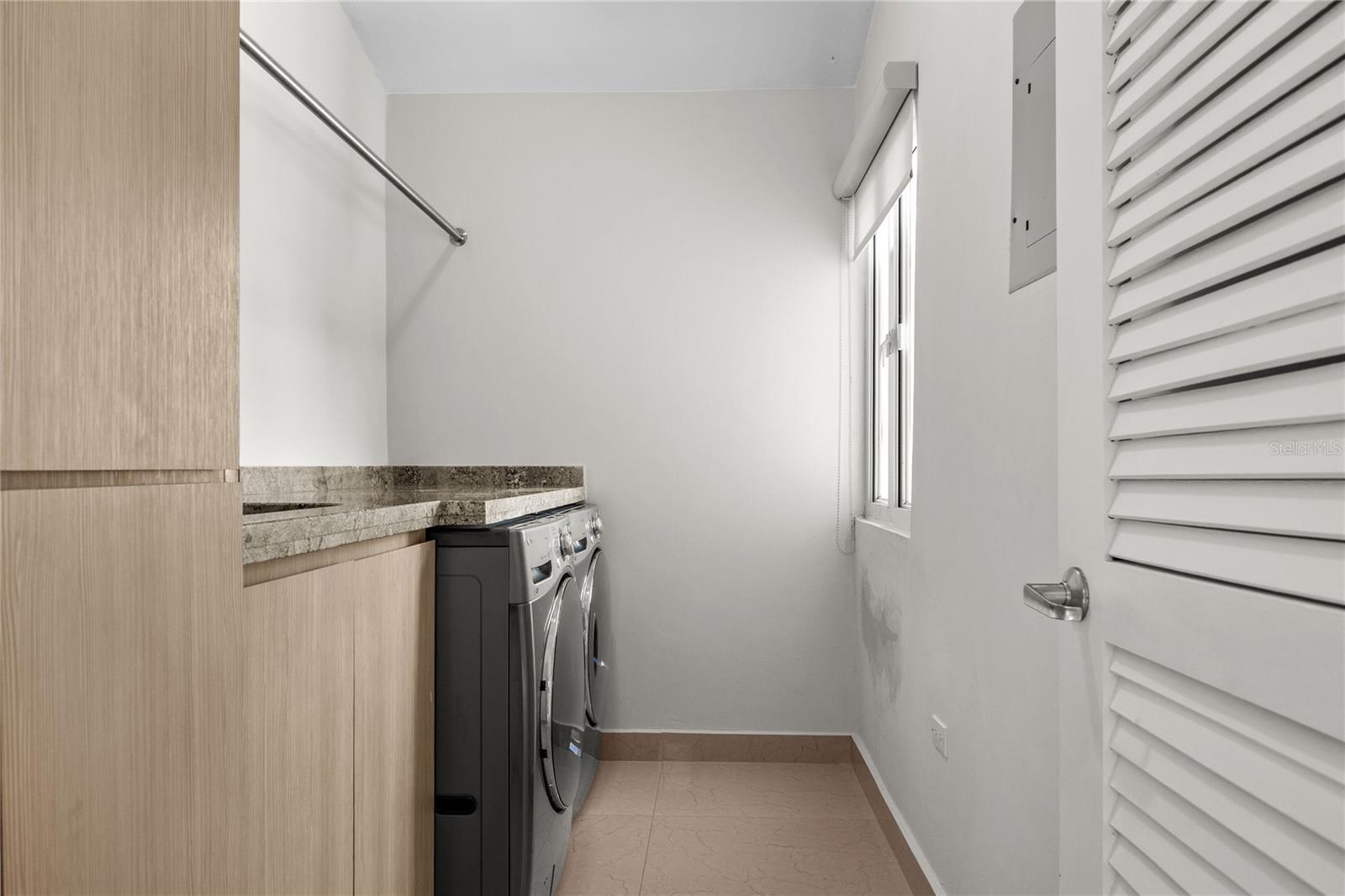 DORADO BEACH EAST - Residential