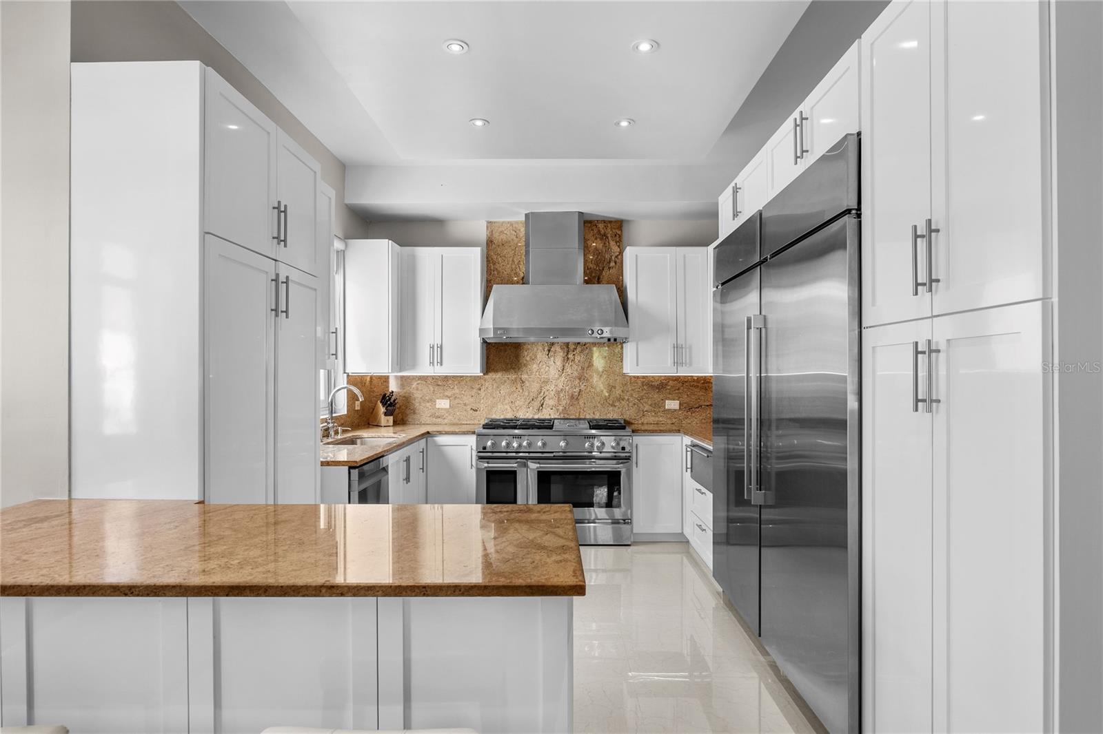 DORADO BEACH EAST - Residential