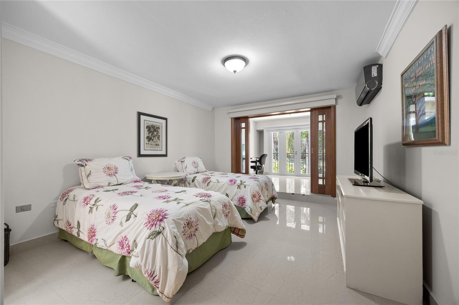 DORADO BEACH EAST - Residential