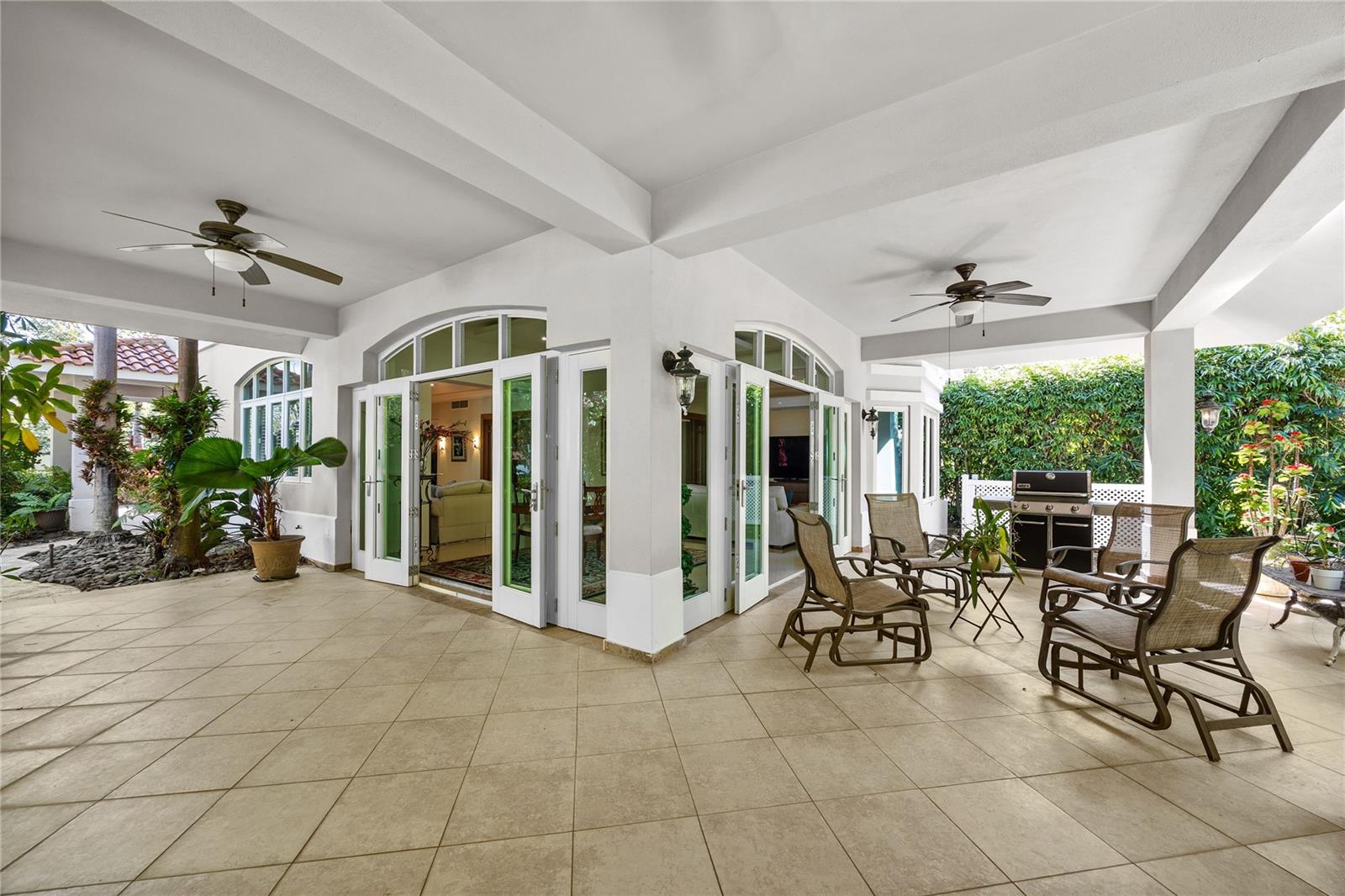 DORADO BEACH EAST - Residential