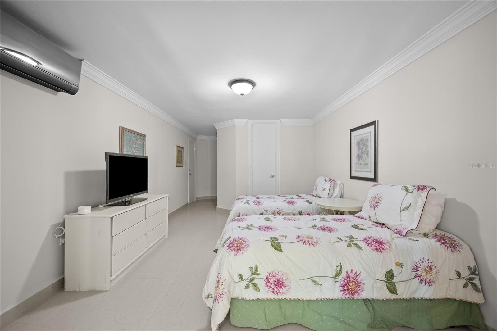 DORADO BEACH EAST - Residential