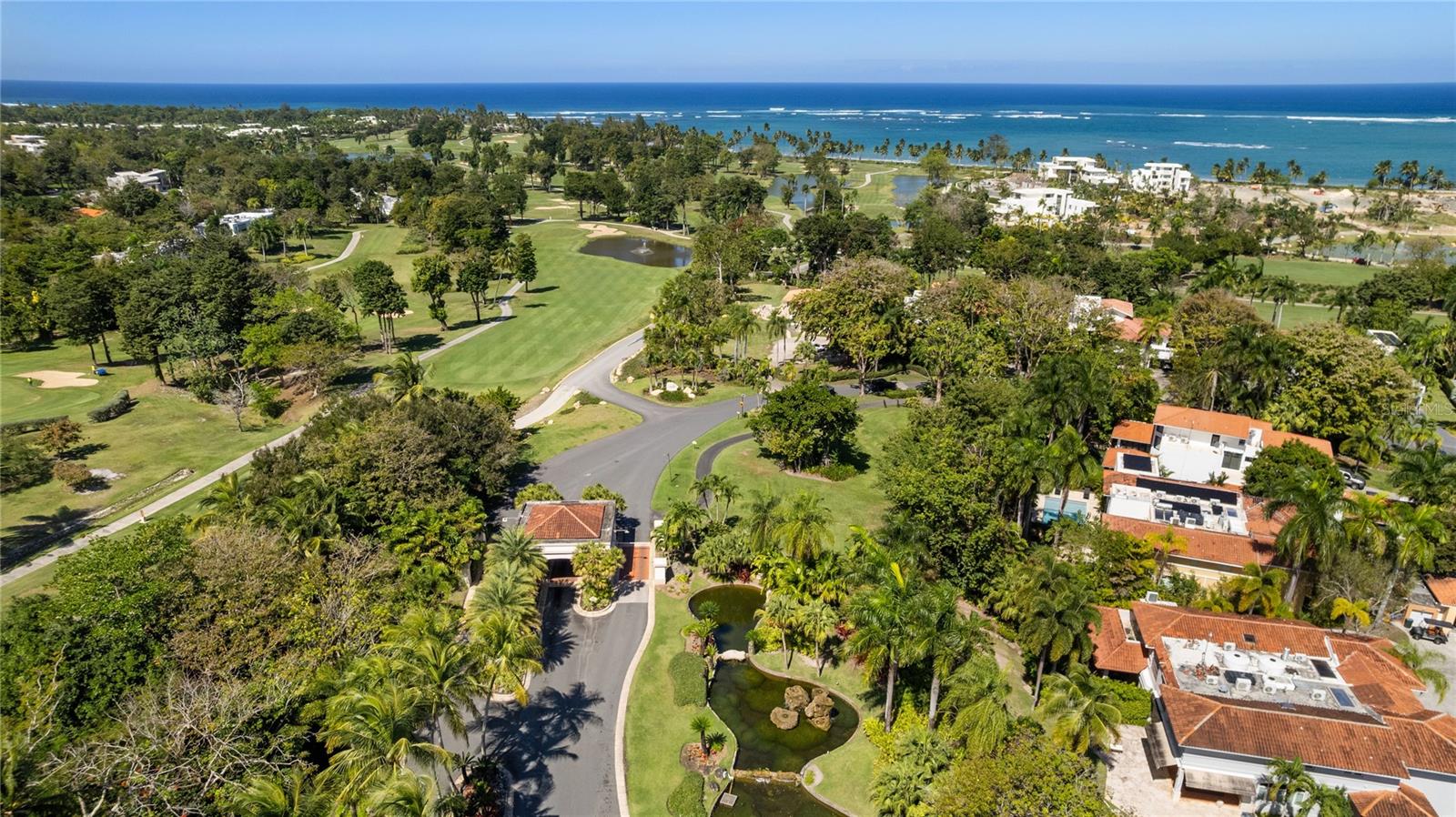 DORADO BEACH EAST - Residential