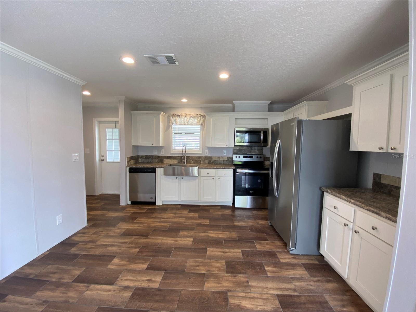 HARBOR COVE - Residential