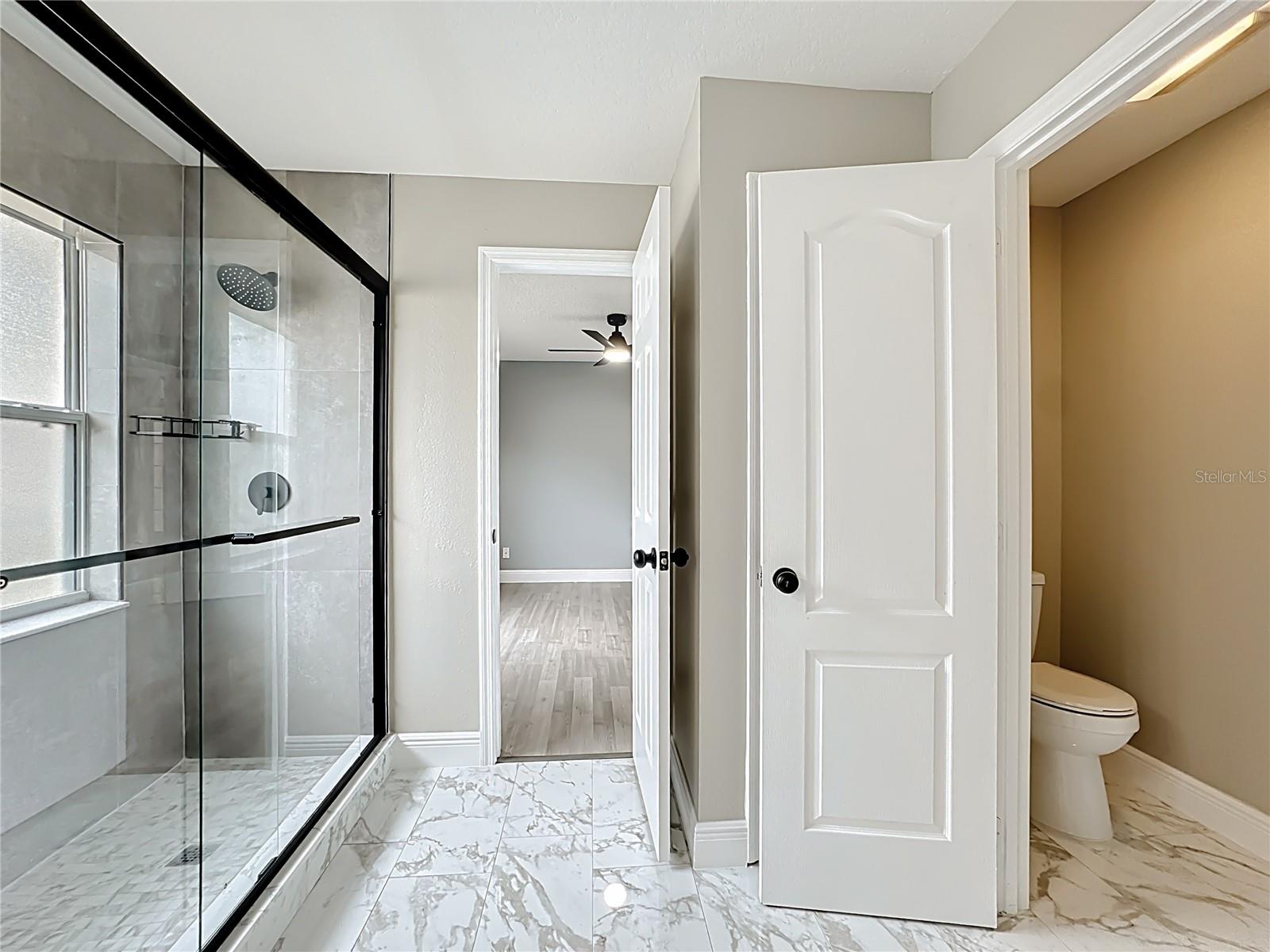 EAST LAKE ESTATES - Residential Lease