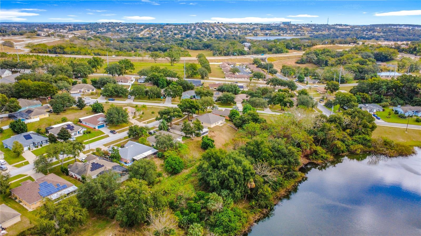 EAST LAKE ESTATES - Residential Lease