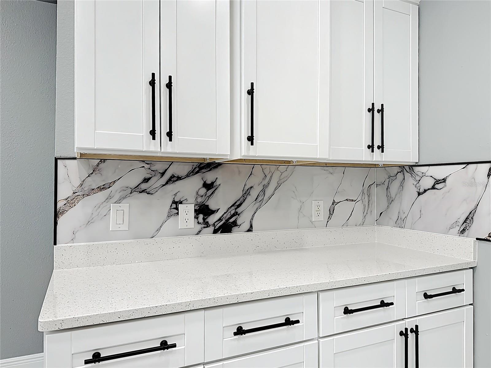 EAST LAKE ESTATES - Residential Lease