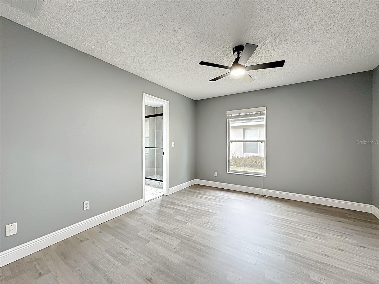 EAST LAKE ESTATES - Residential Lease