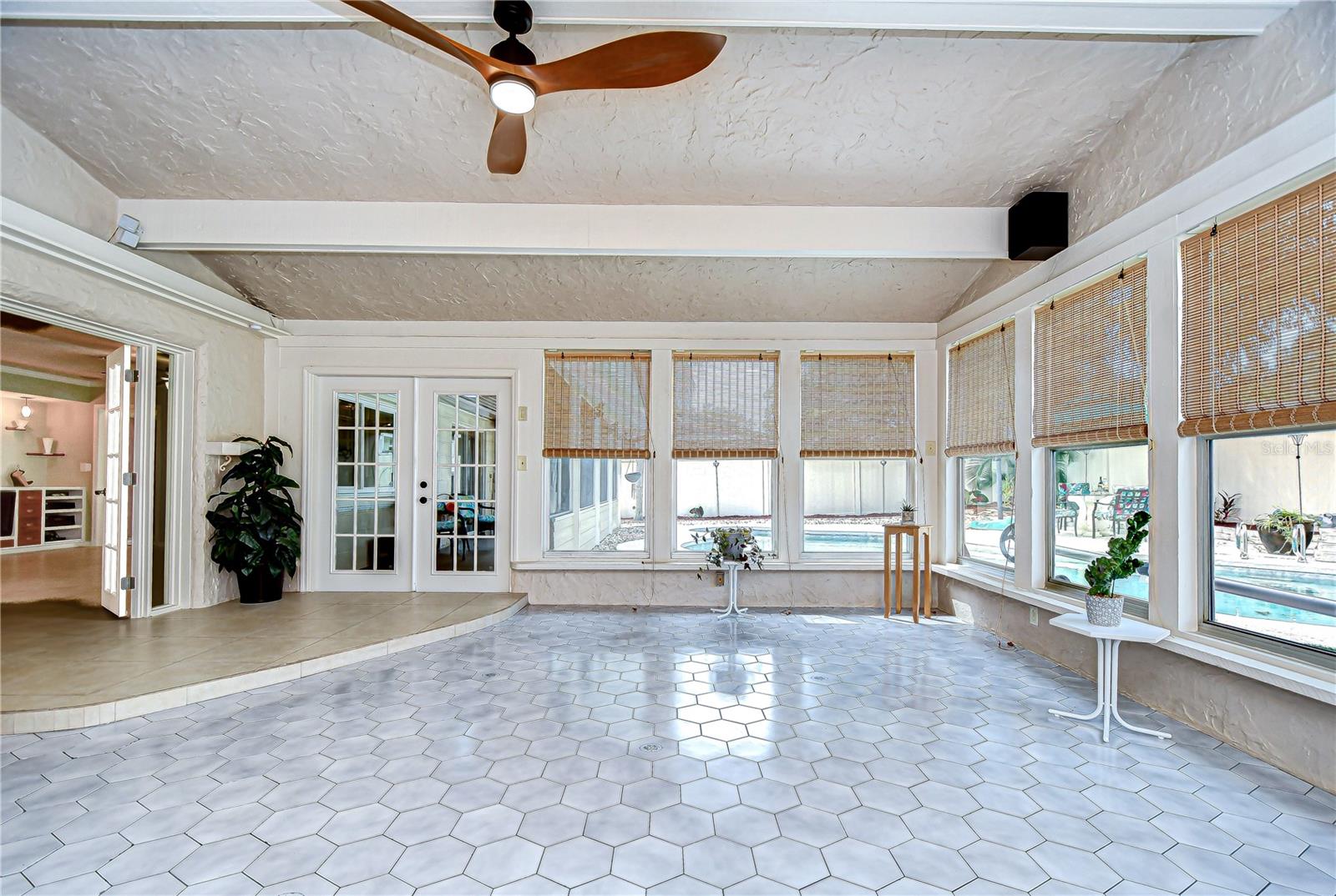 BEACON MEADOWS UNIT III A - Residential