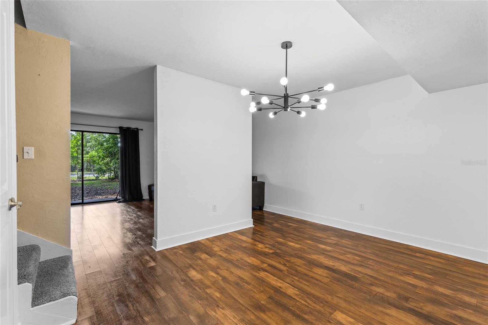 HAWTHORNE RESERVE - Residential