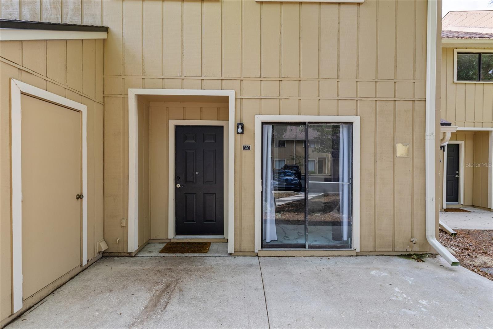 HAWTHORNE RESERVE - Residential