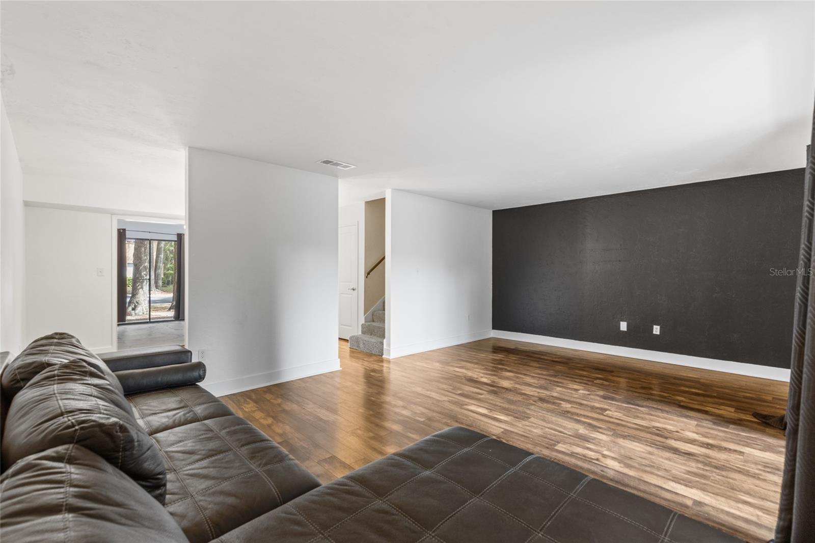 HAWTHORNE RESERVE - Residential