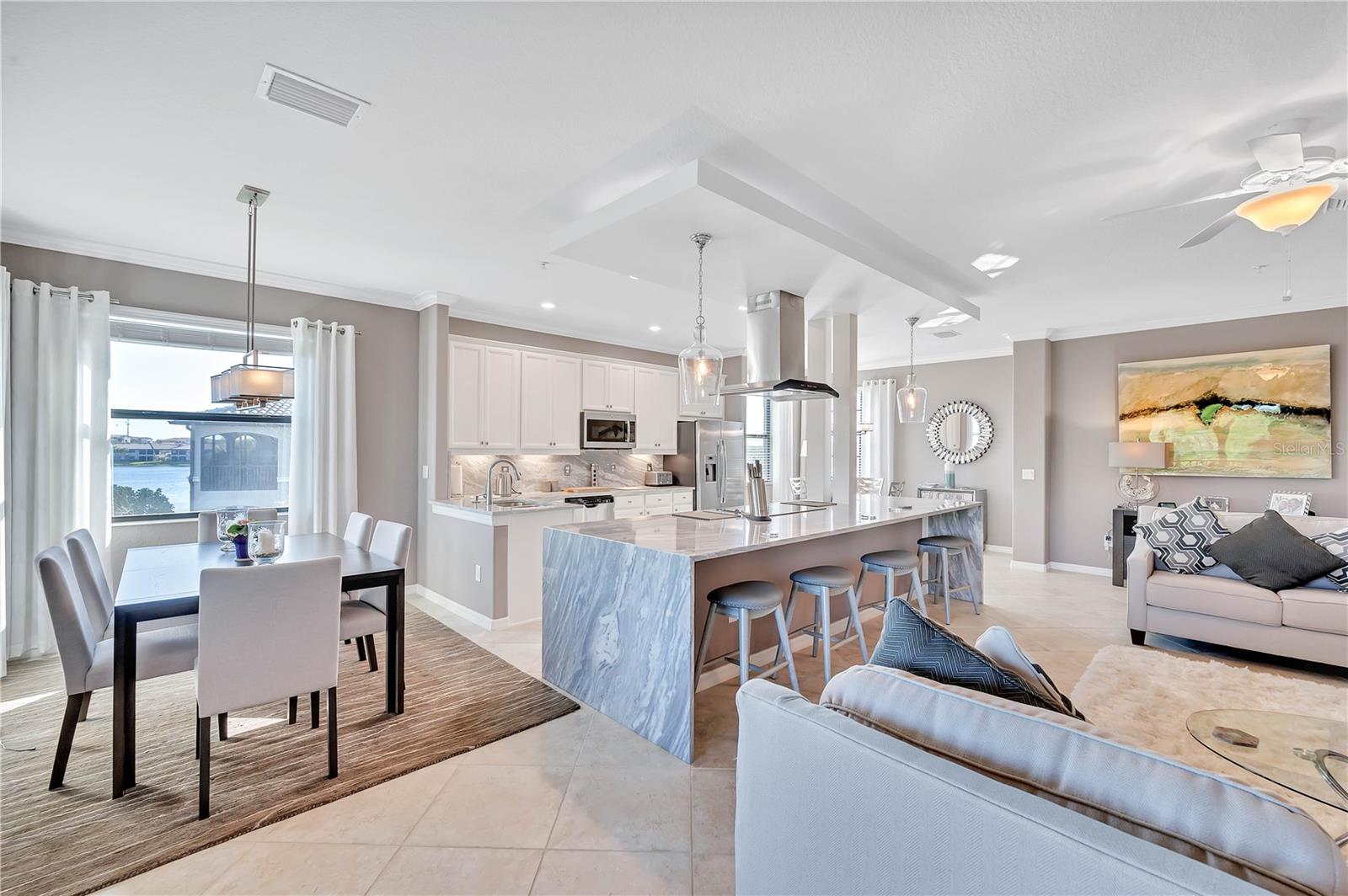 LAKEWOOD NATIONAL - Residential Lease