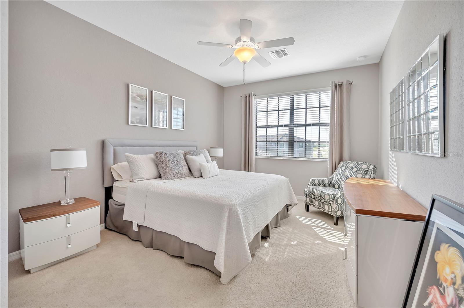 LAKEWOOD NATIONAL - Residential Lease