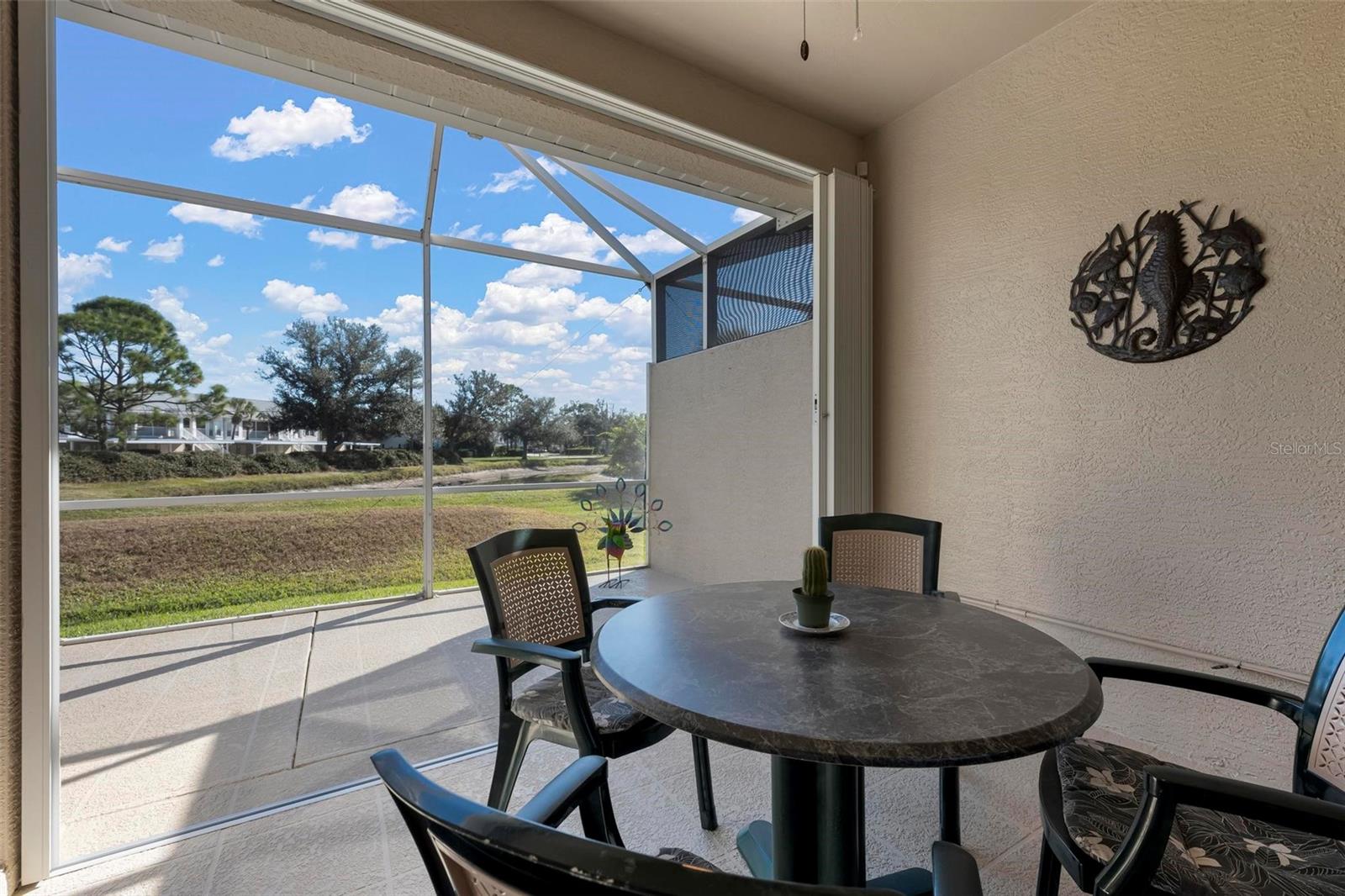 PELICAN POINTE GOLF & COUNTRY CLUB - Residential