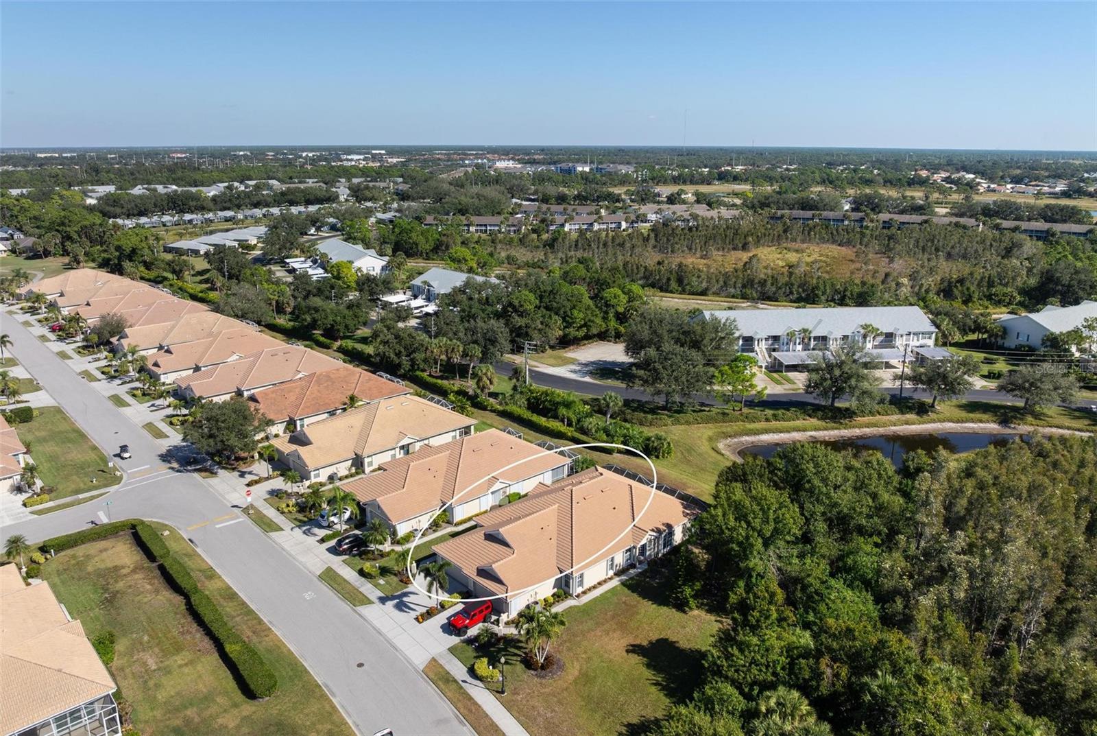 PELICAN POINTE GOLF & COUNTRY CLUB - Residential