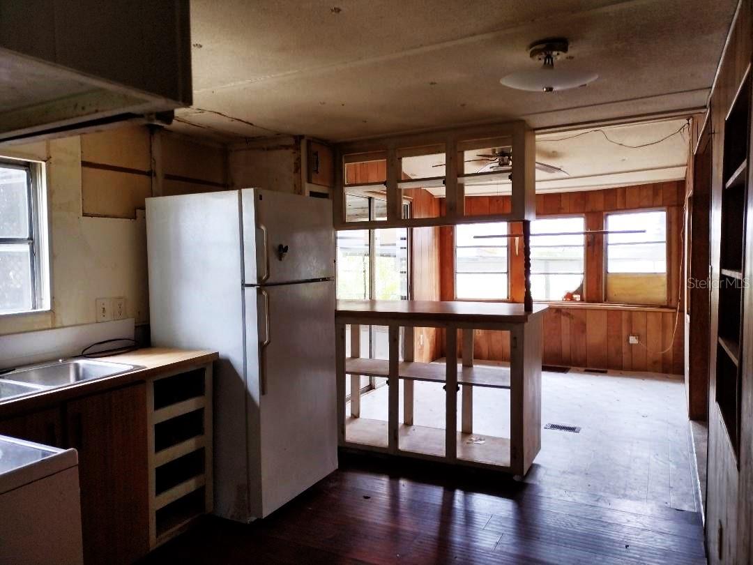 ST JOHNS PARK SUB - Residential