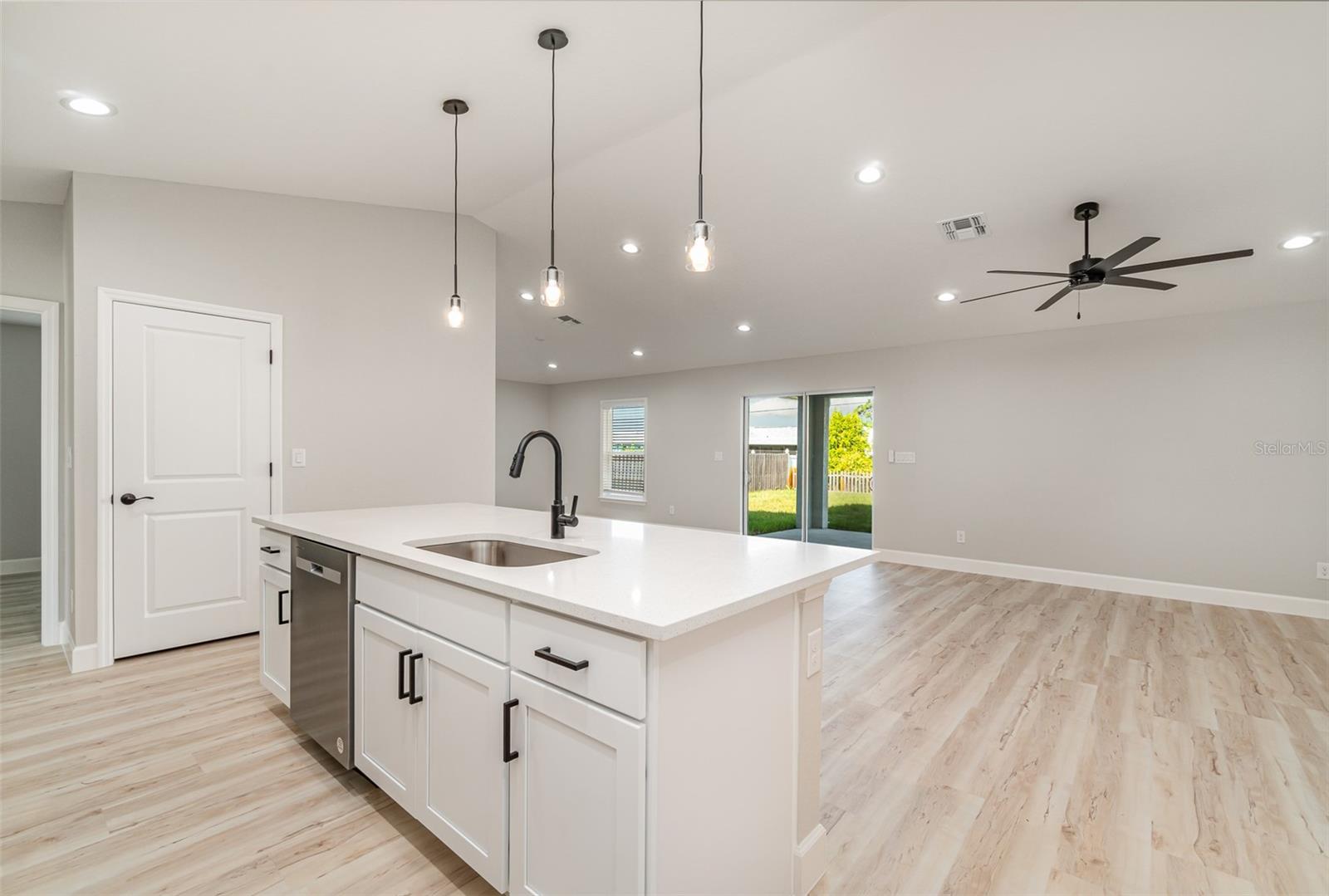 129 SW 9TH PLACE